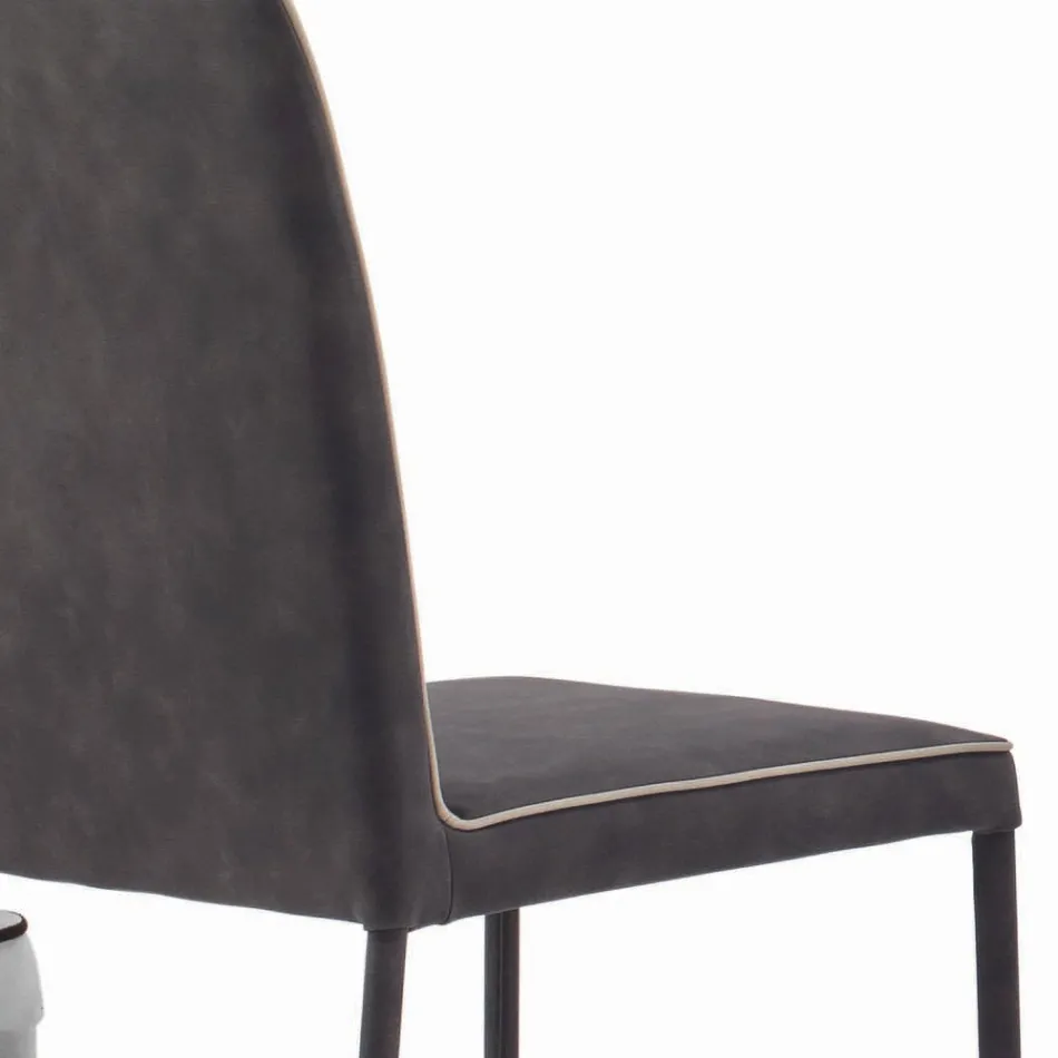 Cadeira de sala de estar com pernas estofadas e lacadas Made in Italy - Catania Viadurini