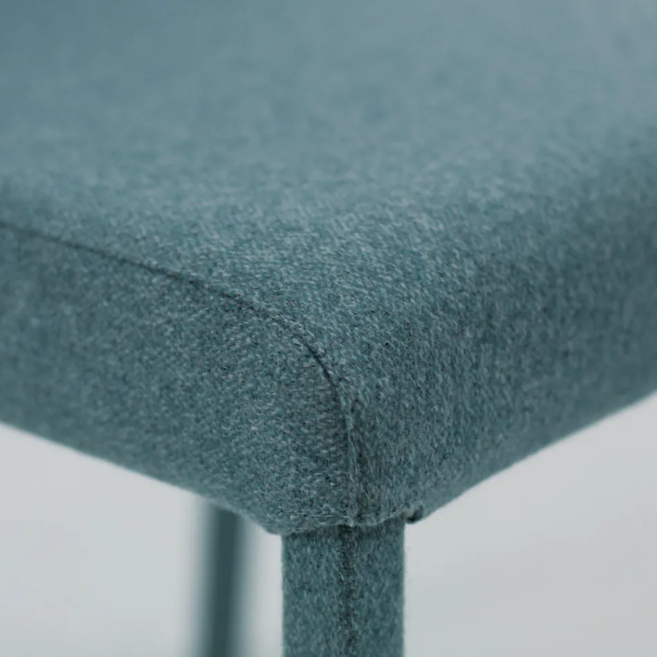 Cadeira de sala forrada com tecido fabricado na Itália - Roslin Viadurini