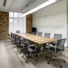 Cadeira de escritório giratória ergonômica com rodas e apoios de braço - Filanna Viadurini