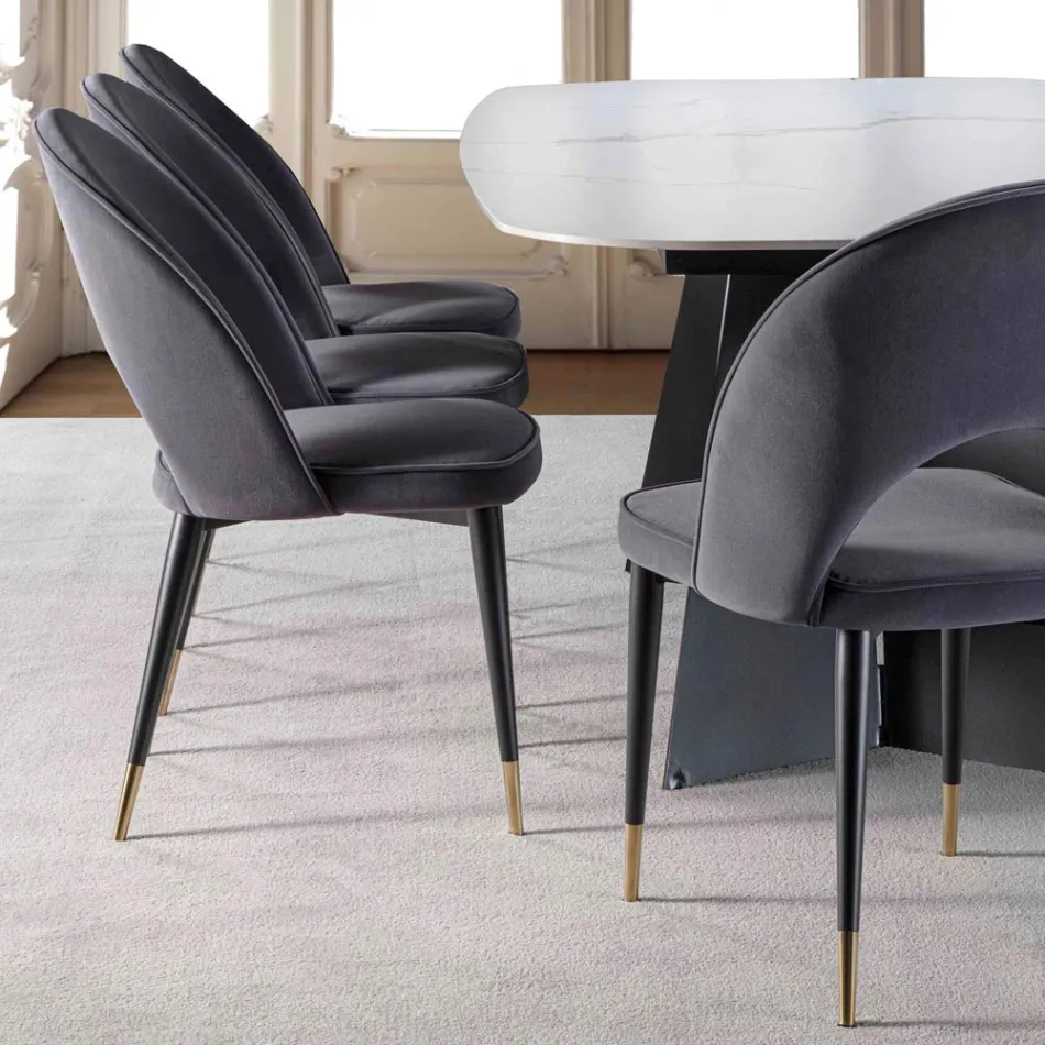 Cadeira de veludo com pernas de metal preto e latão acetinado, 4 peças - Sibea Viadurini