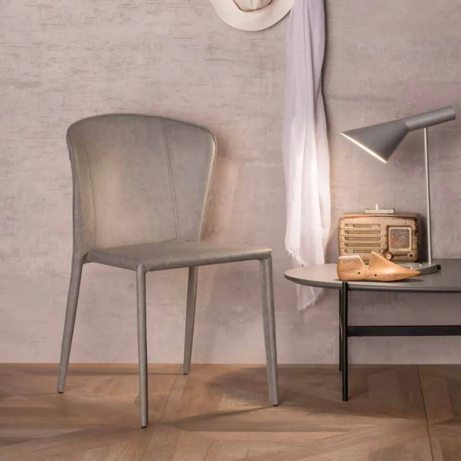 Cadeira moderna totalmente coberta de imitação de couro, Accadia, 4 pedaços Viadurini