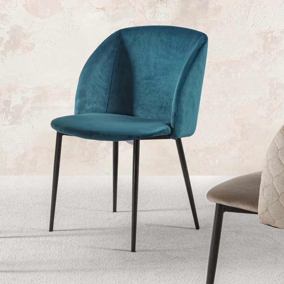 Cadeira de jantar em veludo com pernas de metal preto, 4 peças - Hanna Viadurini