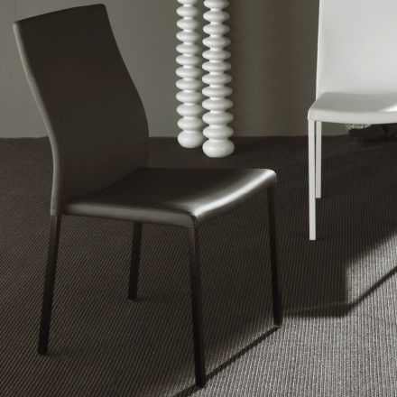 Cadeira de jantar moderna em metal pintado e assento em couro ecológico, 4 peças - Alba Viadurini