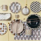 Serviço de jantar de 18 peças em porcelana e grés com 3 tipos de decoração diferentes - Kaum Viadurini