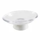 Os acessórios modernos do banheiro ajustaram-se no mármore de Calacatta e no vidro de Carona Viadurini