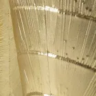 Conjunto de 3 vasos de ferro dourado com decorações circulares em relevo - Walter Viadurini