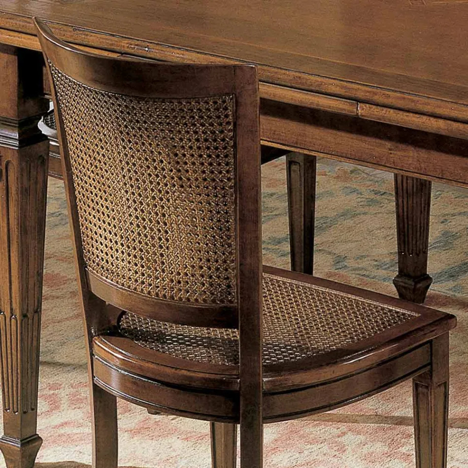 Conjunto de quatro cadeiras clássicas de madeira Bassano, fabricadas na Itália - Angelite Viadurini