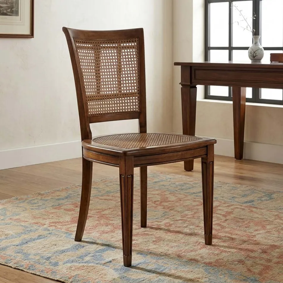 Conjunto de quatro cadeiras clássicas de madeira Bassano, fabricadas na Itália - Angelite Viadurini