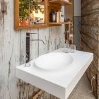Design moderno conjunto de móveis de casa de banho suspensos em superfície sólida Brusson Viadurini