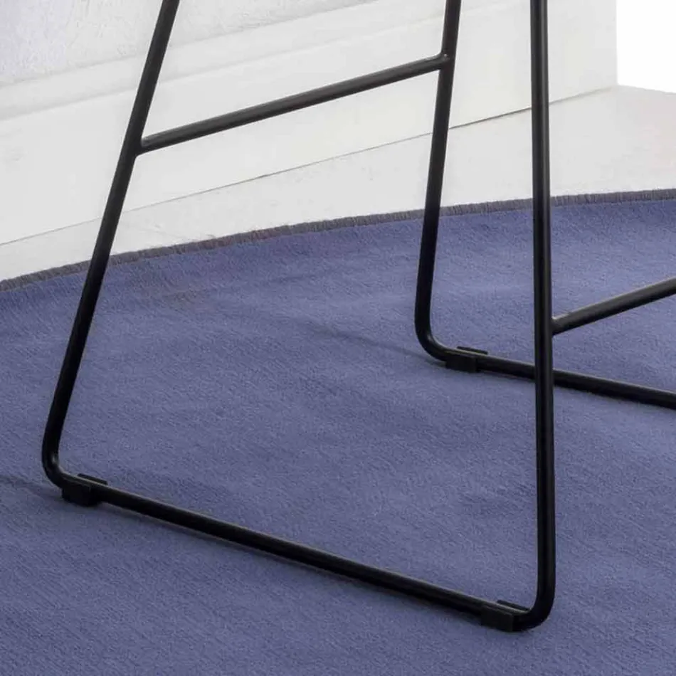 Banqueta com base trenó, assento de couro com efeito de couro - Ovídio Viadurini