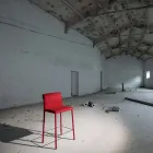 Banco totalmente estofado em tecnofibra vermelha fabricado na Itália - tela Viadurini