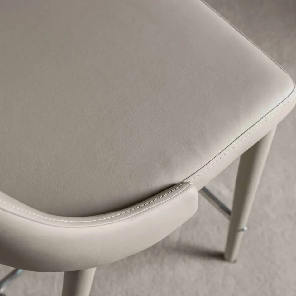 Banqueta com encosto, Base de metal design - Berenice Viadurini