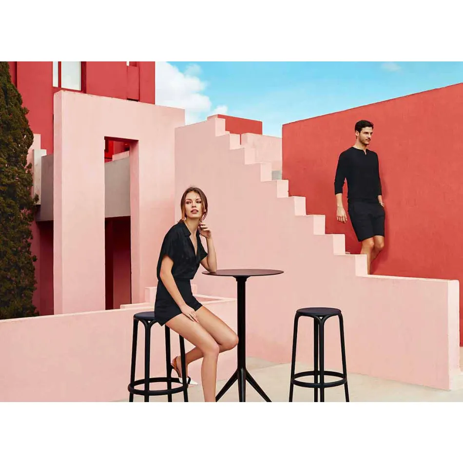 Brooklyn by Vondom fezes ao ar livre em polipropileno, H 76 cm Viadurini