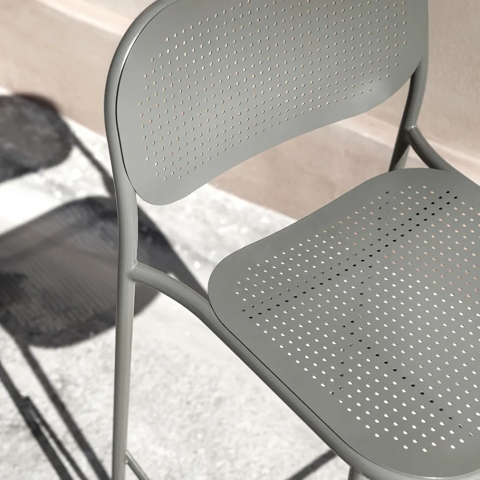 Banquinho de metal empilhável ao ar livre feito na Itália 2 peças - sinergia Viadurini