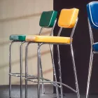 Projeto de banquinho de 50 anos em graffiti eco-couro Unica Viadurini