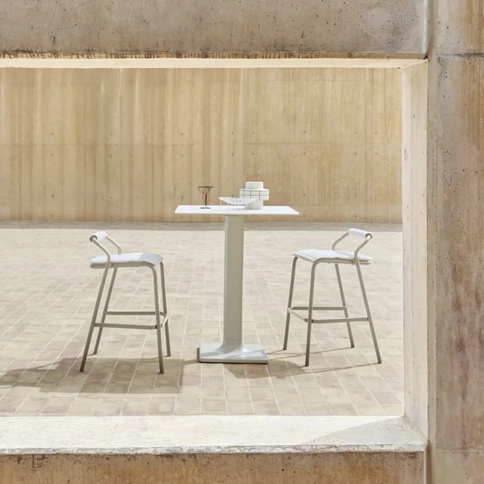 Tamborete ao ar livre com travesseiros incluídos fabricados na Itália - Noss by Varaschin Viadurini