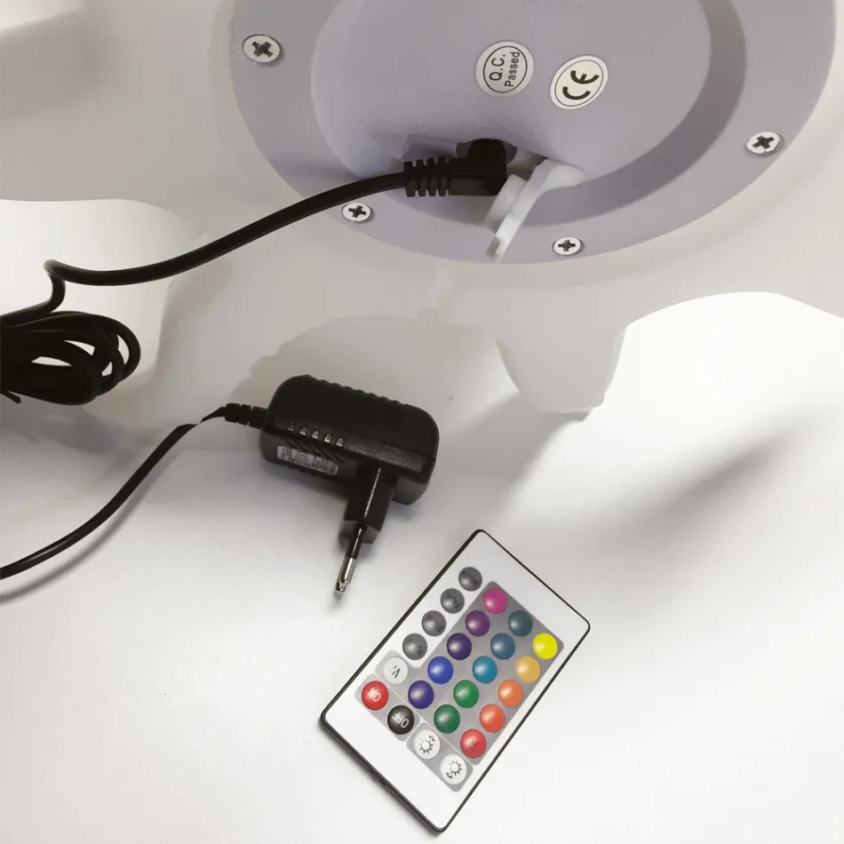 Banco de exterior recarregável em forma de polvo em polipropileno - Ardea Viadurini