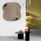 Espelho de parede com moldura em vidro fundido, fabricado na Itália - Adored Viadurini