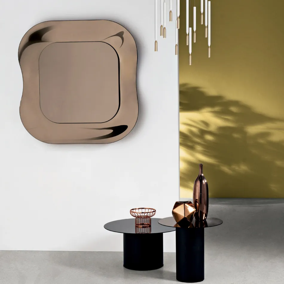 Espelho de parede com moldura em vidro fundido, fabricado na Itália - Adored Viadurini