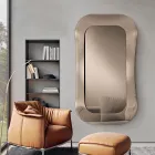 Espelho de parede com moldura em vidro fundido, fabricado na Itália - Adored Viadurini