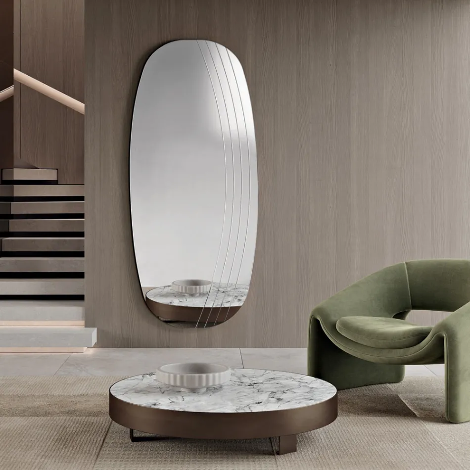 Espelho de parede Arabella com gravuras, fabricado na Itália. Viadurini