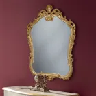 Espelho de madeira com moldura perfurada feito na Itália - Amazon Viadurini