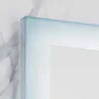 Espelho contemporâneo com bordas de vidro acetinado, iluminação LED, Ady Viadurini