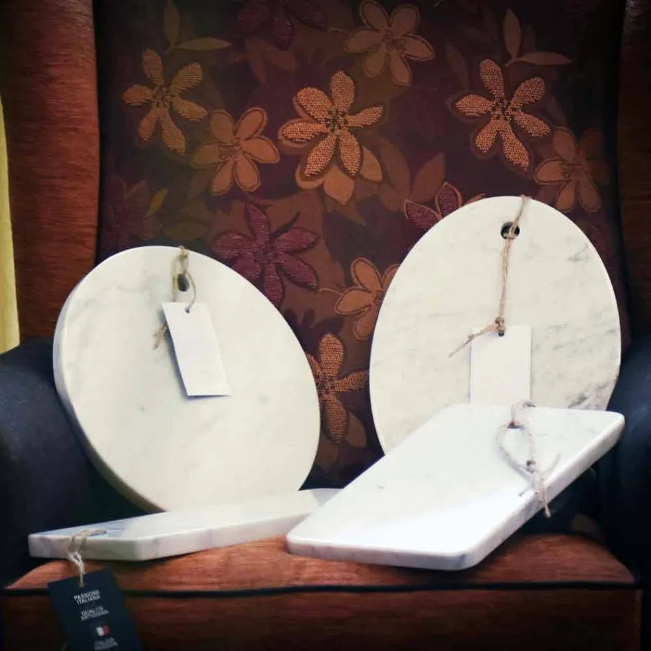 Tábua de corte oval moderna em mármore branco Carrara Made in Italy - Masha Viadurini