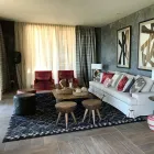 Tapete feito à mão de lã de pêlo longo com nó à mão em Türkiye - Benedetta Viadurini