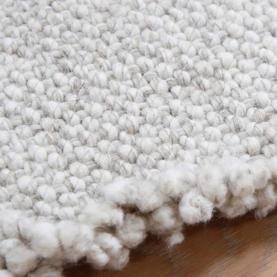 Tapete de lã com franjas para design amplo e moderno Preto ou creme - Jacqueline Viadurini