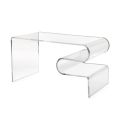 Mesa de centro Dennis em acrílico transparente, fabricada na Itália.
