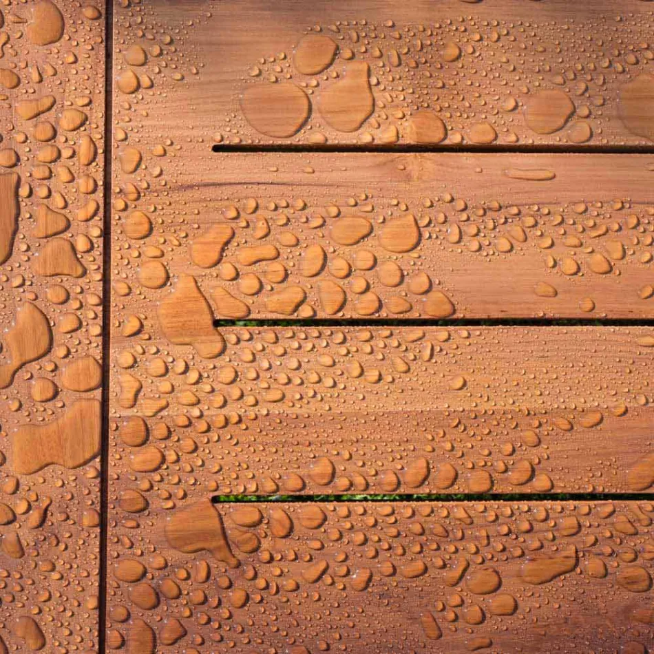 Mesa de centro quadrada baixa para sala ao ar livre em madeira natural ou preta - Suzana Viadurini