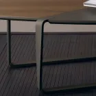 Mesa de centro oval em metal e tampo em madeira bicomponente - Comacchio Viadurini