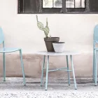 Mesa de centro externa redonda em HPL com base de metal feita na Itália - Makino Viadurini