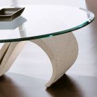 Mesa de centro oval em vidro chanfrado e mármore sintético made in Italy - Barbera Viadurini