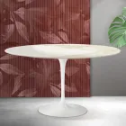 Mesa de centro oval Saarinen Tulip, 41 cm de altura, em cerâmica fosca Florim Calacatta Gold - Scarlet Viadurini