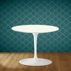 Mesa de centro Tulip de Eero Saarinen, 41 cm de altura, em cerâmica Moonè, fabricada na Itália - cor escarlate Viadurini