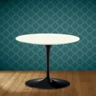 Mesa de centro Tulip de Eero Saarinen, 41 polegadas de altura, em cerâmica Moonè, fabricada na Itália - cor escarlate Viadurini