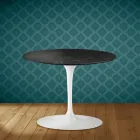Mesa de centro Tulip de Eero Saarinen, 41 cm de altura, em cerâmica Somnia, fabricada na Itália - cor Scarlet Viadurini