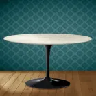 Mesa de centro Tulipa de Eero Saarinen, oval, 41 cm de altura, em cerâmica Marmorio, fabricada na Itália - cor escarlate Viadurini