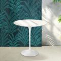 Mesa de centro Saarinen Tulip, 52 cm de altura, em cerâmica Statuario Florim brilhante - Scarlet