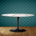 Mesa de centro oval Saarinen Tulip, 41 polegadas de altura, cerâmica Aura 22, fabricada na Itália - cor escarlate
