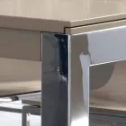 Mesa extensível com tampo de madeira de nogueira Tanganika e pernas de metal - Ketla Viadurini