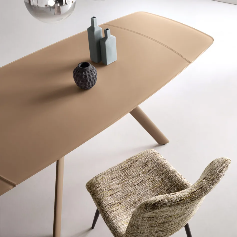 Mesa extensível até 210 cm em vidro e metal pintado - Naxos Viadurini