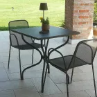 Mesa de exterior Lirion em metal pintado, disponível em dois tamanhos, fabricada na Itália. Viadurini