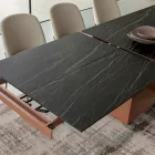 Mesa de jantar extensível até 280 ou 298 cm em cerâmica e metal - Revia Viadurini