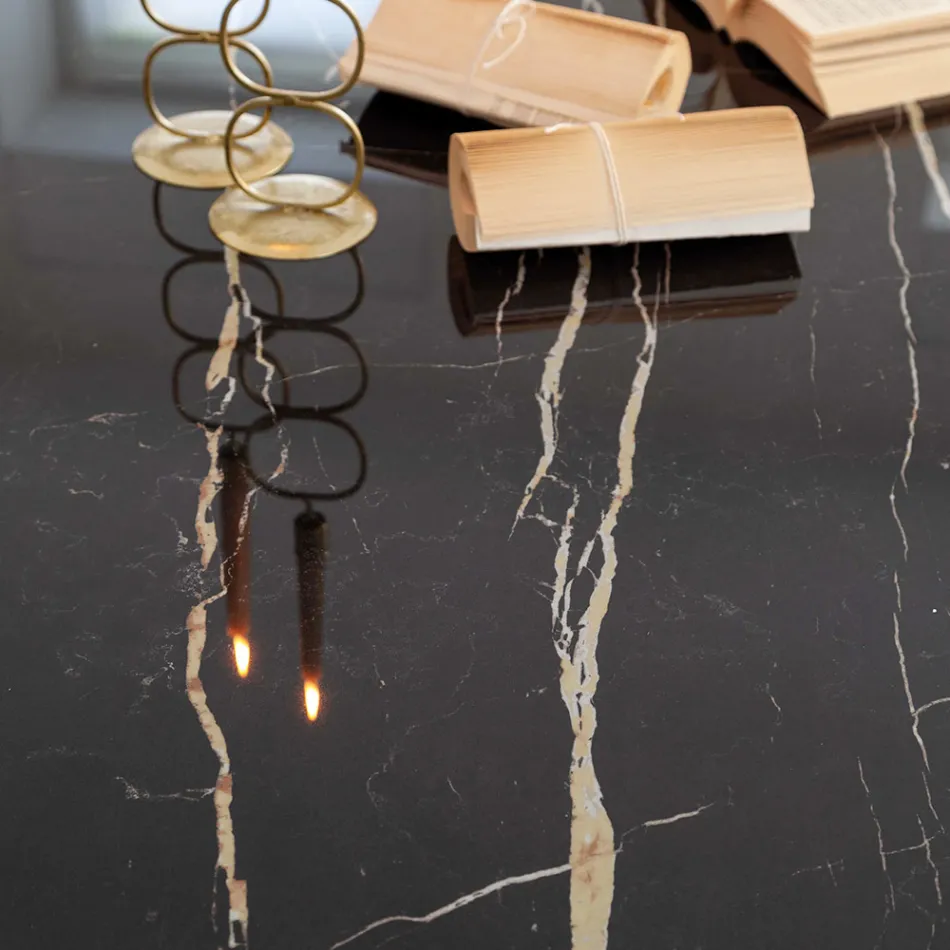 Mesa de Jantar em Florim Thunder Night Cerâmica Polida e Aço - Medunotav Viadurini