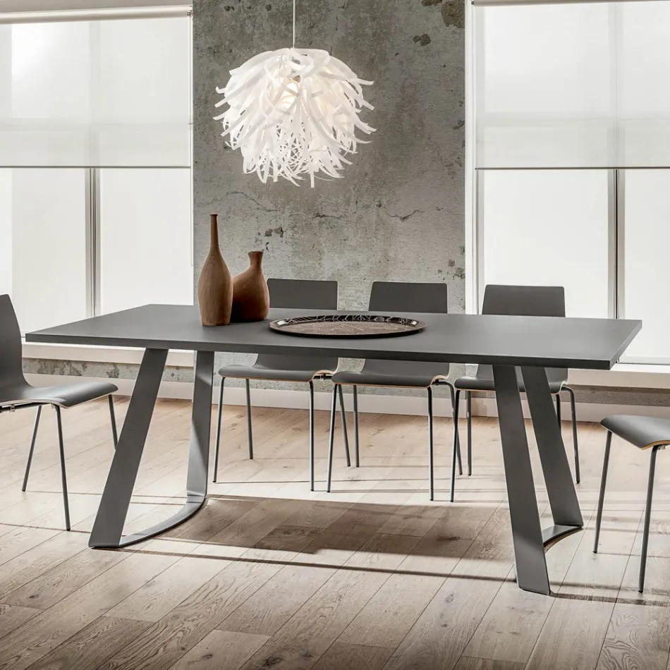Mesa de jantar luxuosa Fenix e metal fabricada na Itália - Pinóquio Viadurini