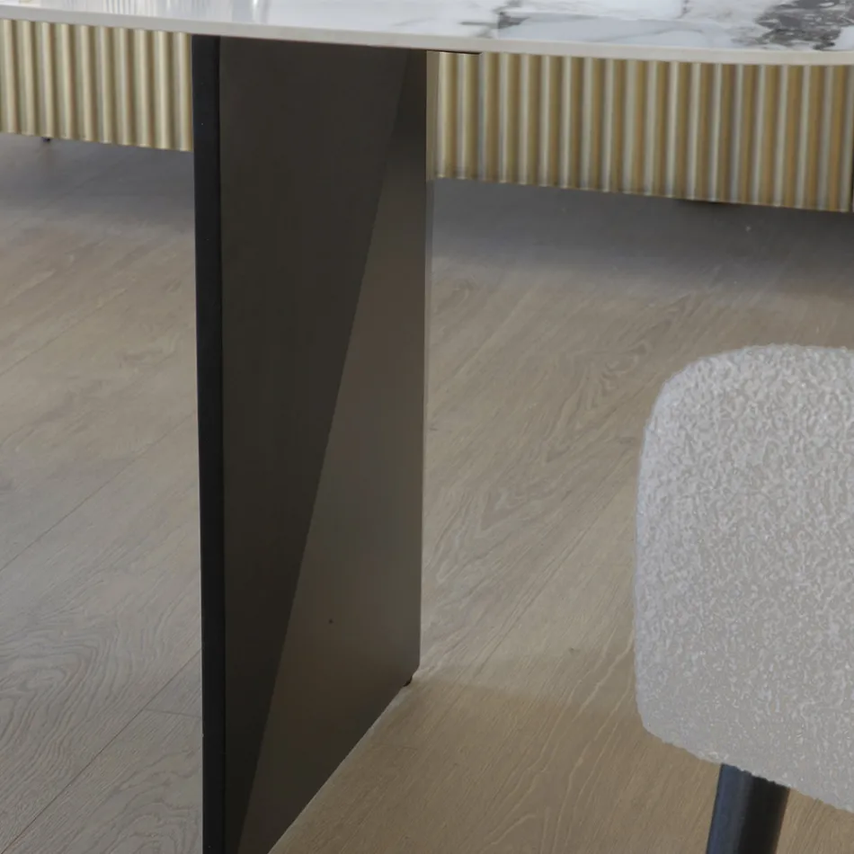 Mesa Fixa em Metal e Tampo Cerâmico Arabesco Brilhante - Eronte Viadurini