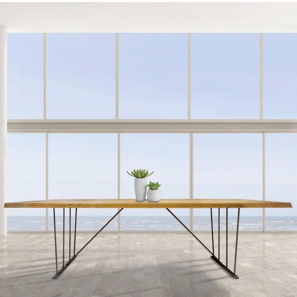 Mesa de carvalho maciço e pernas de metal fabricadas na Itália - Consuelo Viadurini